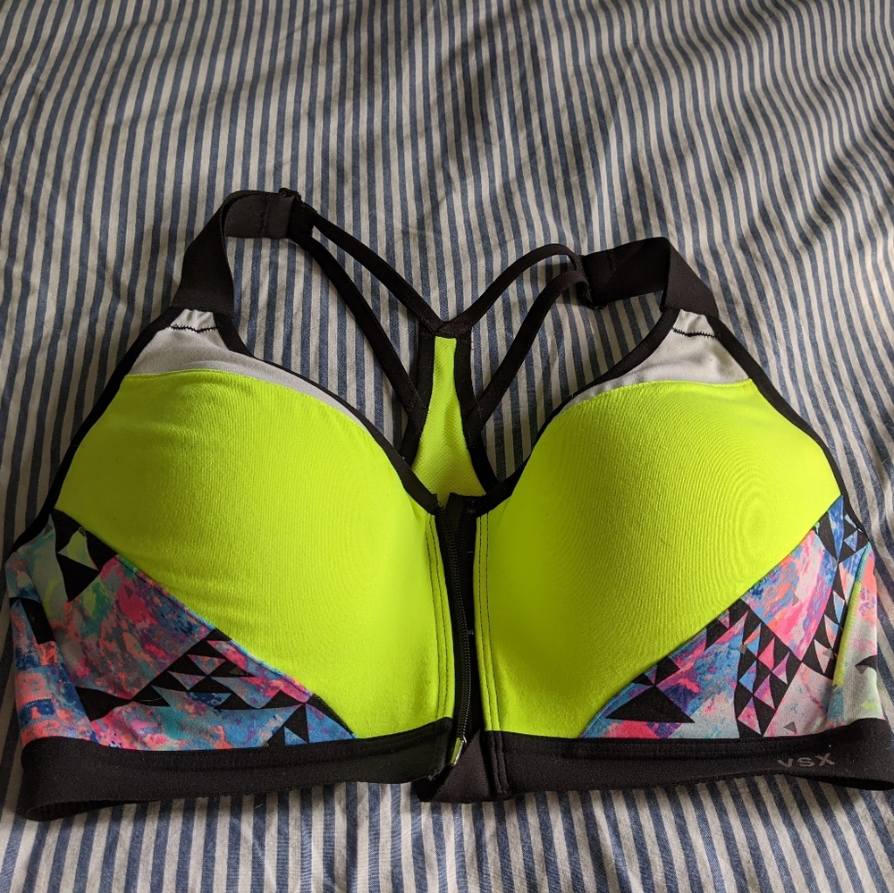 VS knockout bra